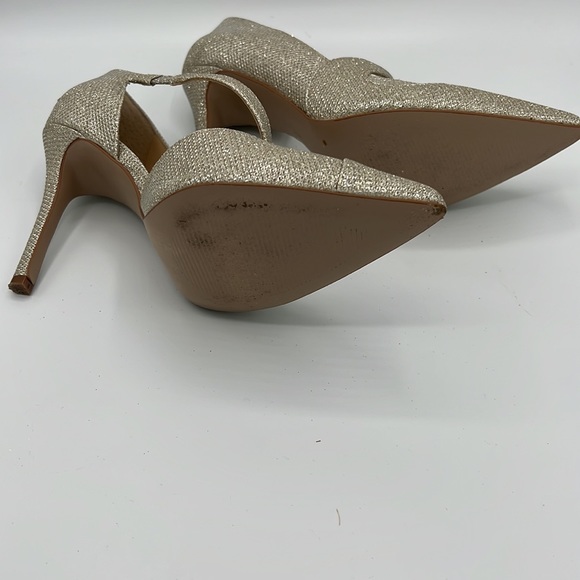 Elegant Gold High Heel Shoe - Picture 5 of 5